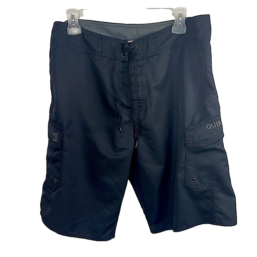 Quicksilver Men’s Black Swim / Board Shorts Size 33